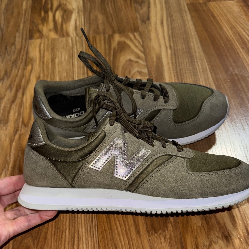 New Balance Olive Green Casual Sneakers with Metallic Silver Logo